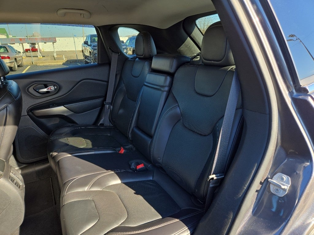 2019 Jeep Cherokee Limited FWD