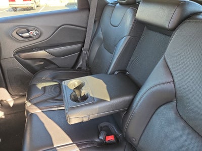 2019 Jeep Cherokee Limited FWD