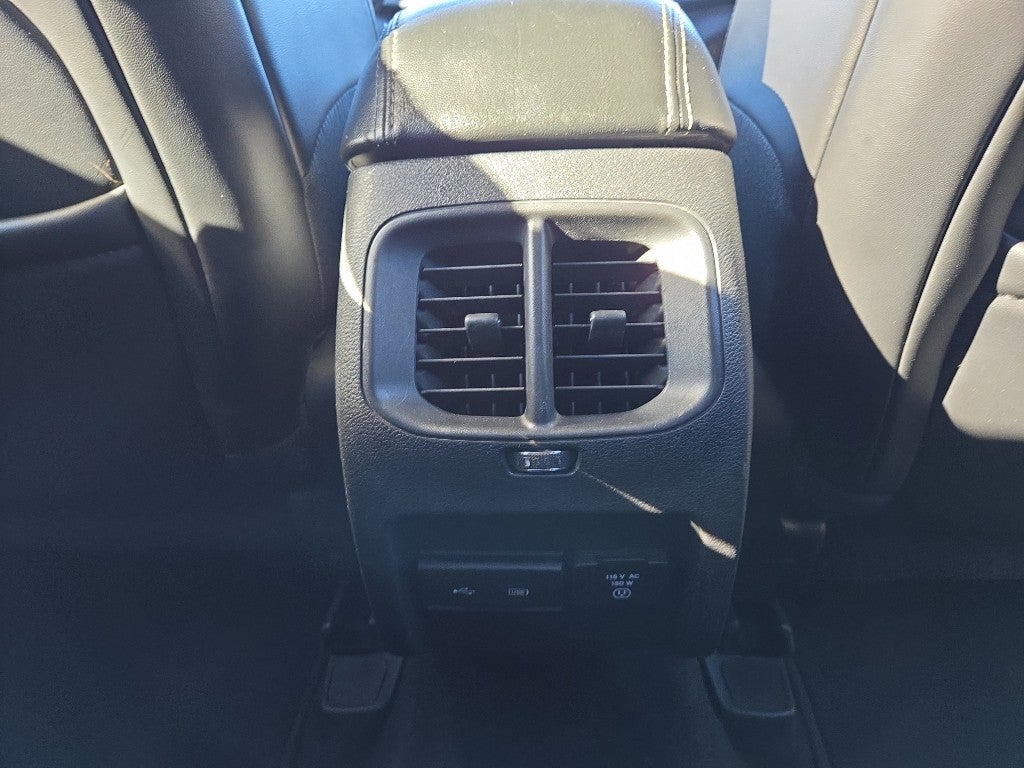 2019 Jeep Cherokee Limited FWD