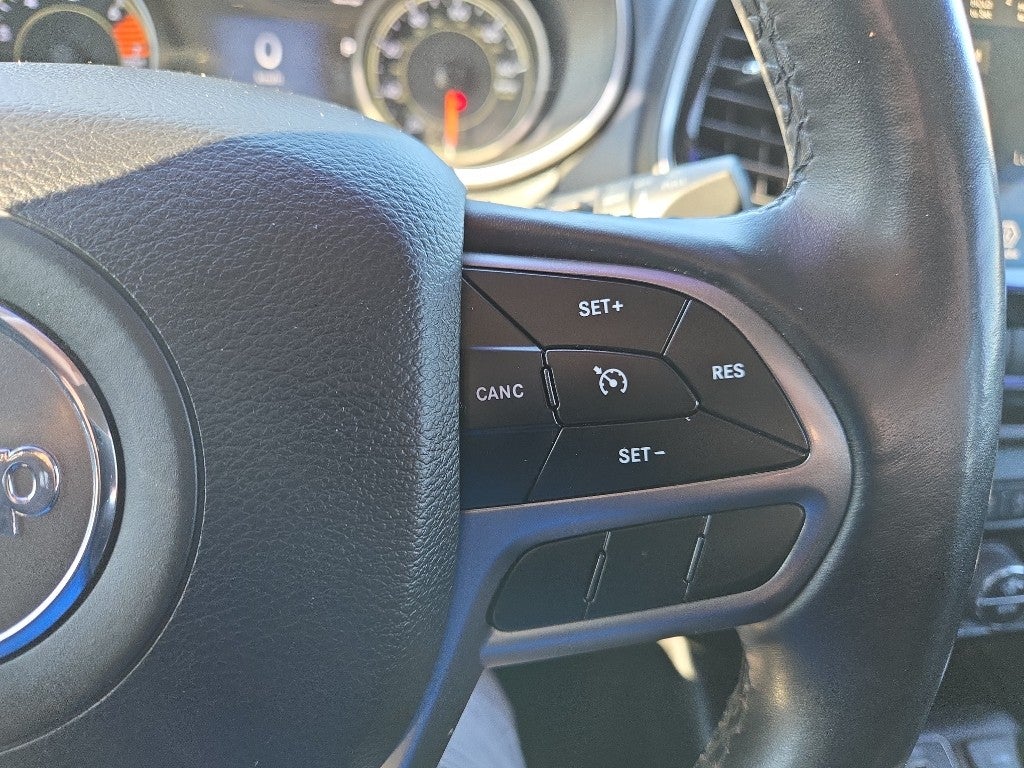 2019 Jeep Cherokee Limited FWD