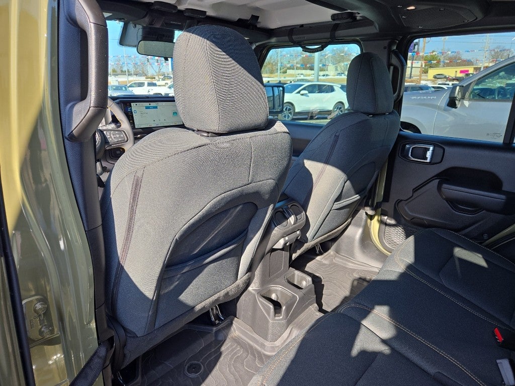 2025 Jeep Wrangler 4-Door Summit 4x4