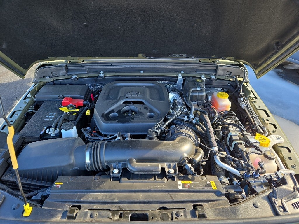 2025 Jeep Wrangler 4-Door Summit 4x4