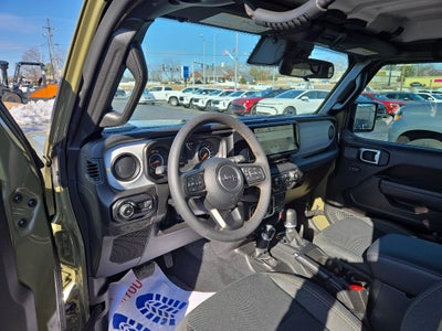 2025 Jeep Wrangler 4-Door Summit 4x4