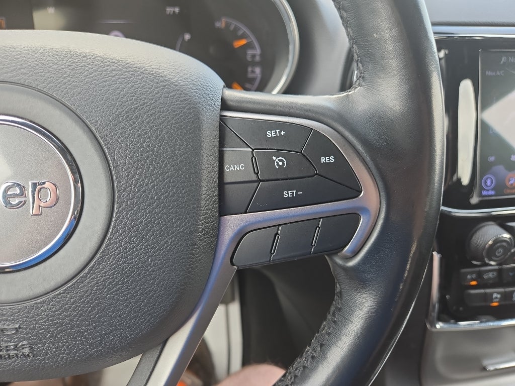 2020 Jeep Grand Cherokee Laredo E 4x4