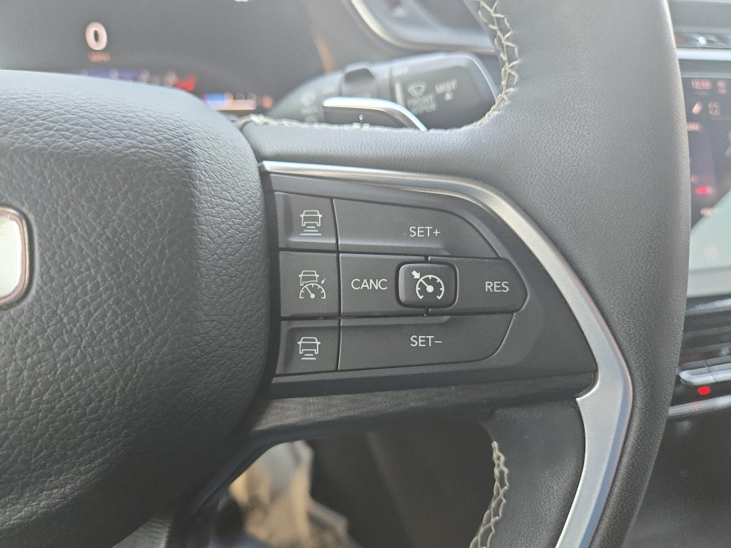 2023 Jeep Grand Cherokee Altitude 4x4