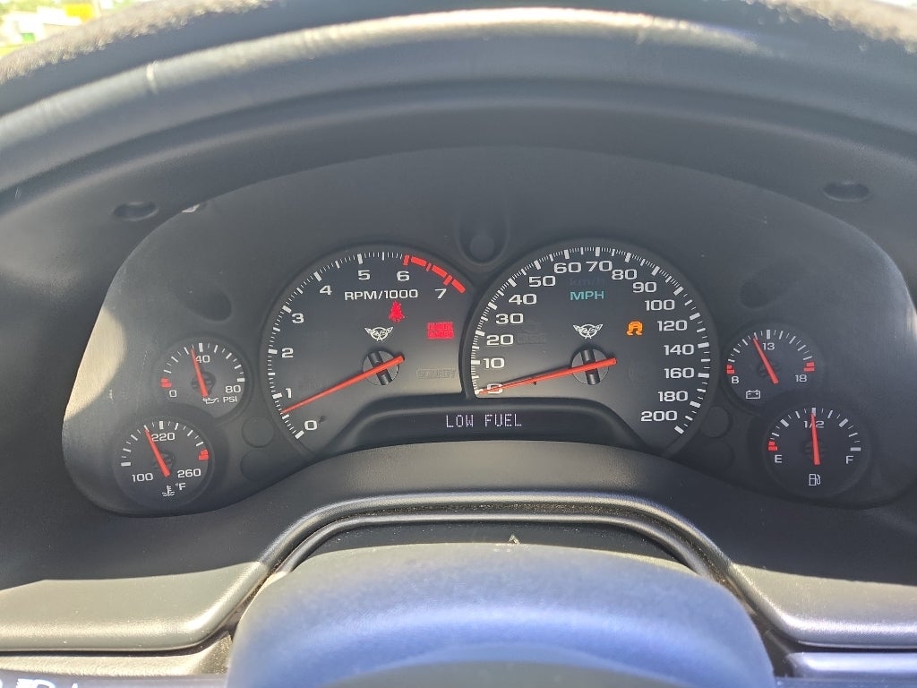 2004 Chevrolet Corvette Base