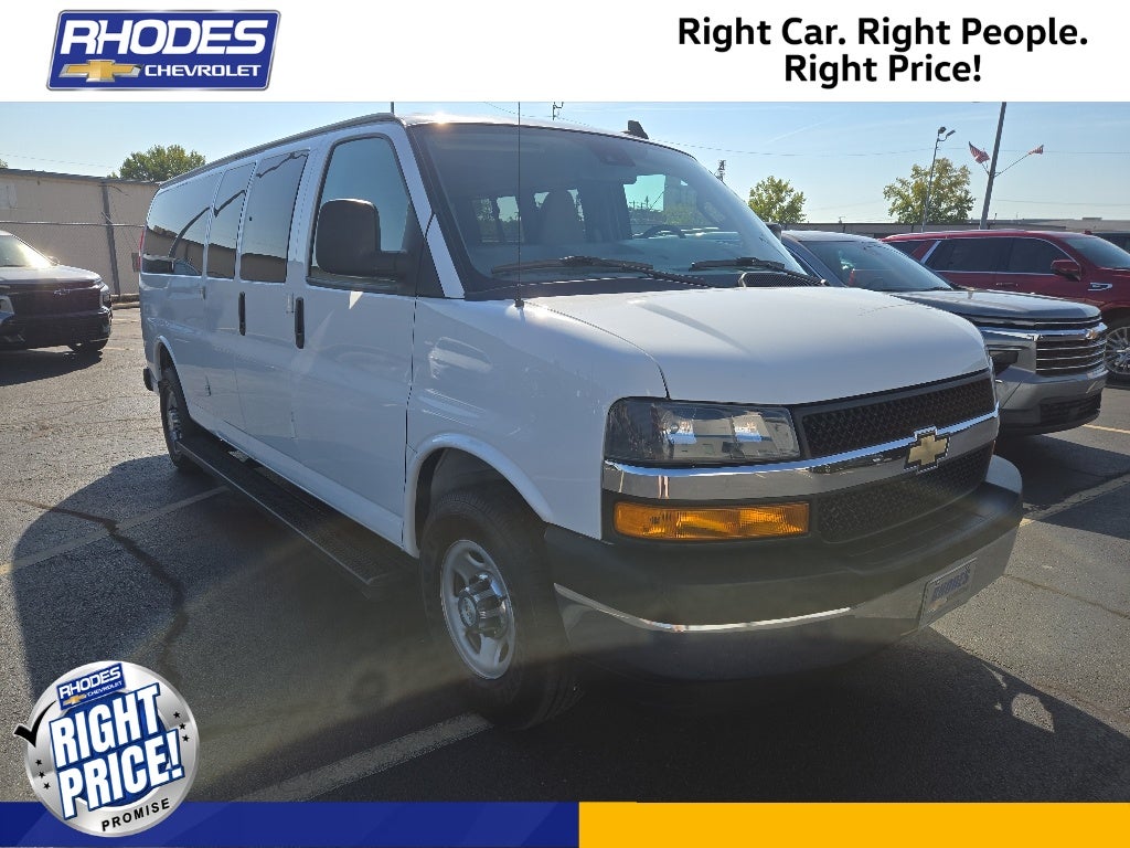2021 Chevrolet Express Passenger 3500 LT