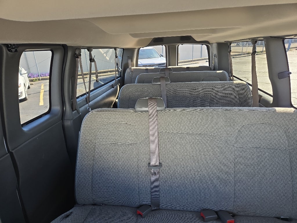 2021 Chevrolet Express Passenger 3500 LT