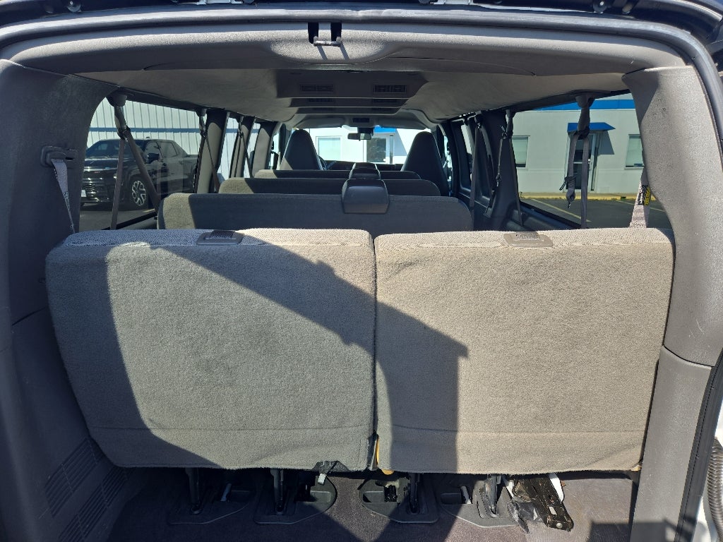 2021 Chevrolet Express Passenger 3500 LT