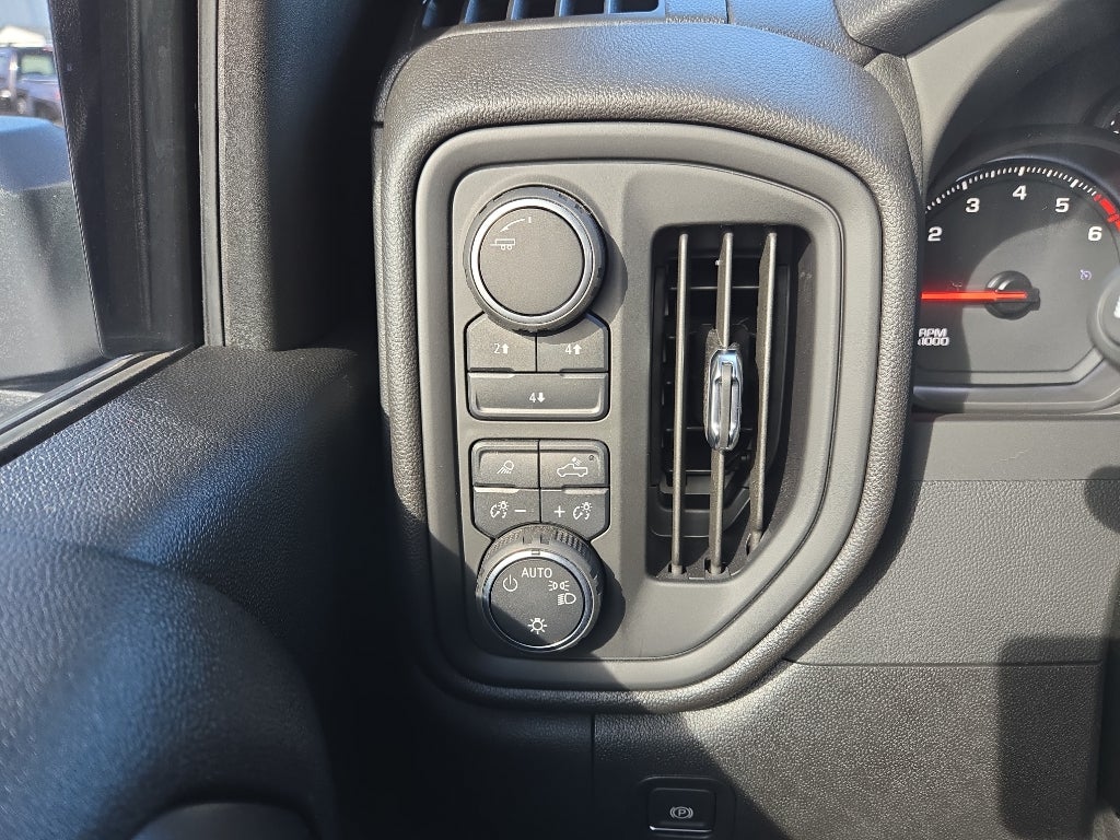 2025 Chevrolet Silverado 2500 HD Custom