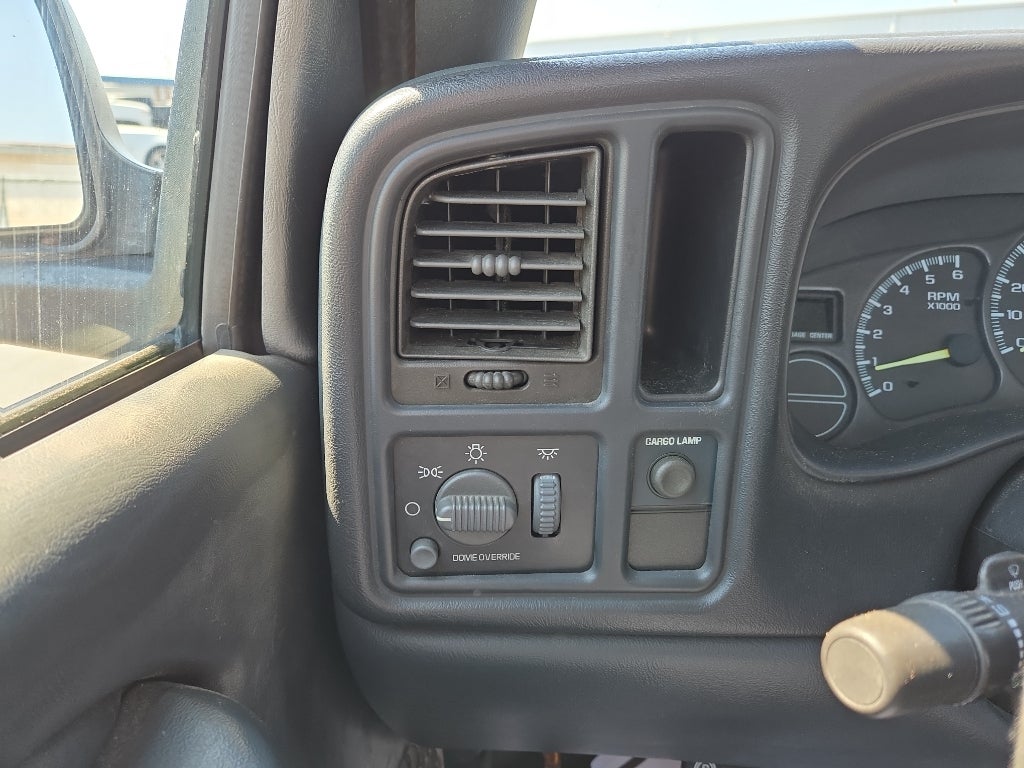 2001 Chevrolet Silverado 1500 Base