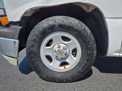 2001 Chevrolet Silverado 1500 Base