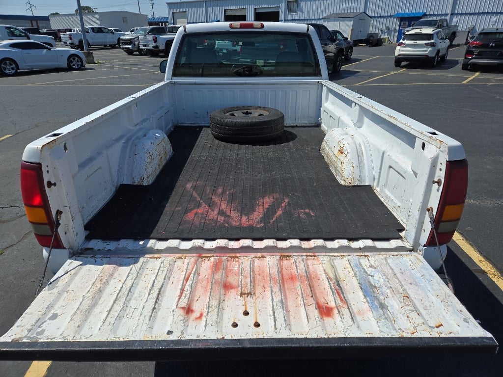 2001 Chevrolet Silverado 1500 Base