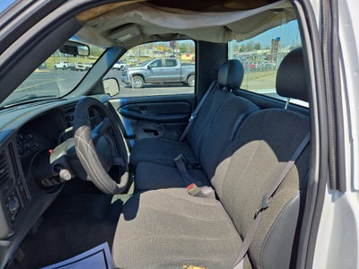 2001 Chevrolet Silverado 1500 Base