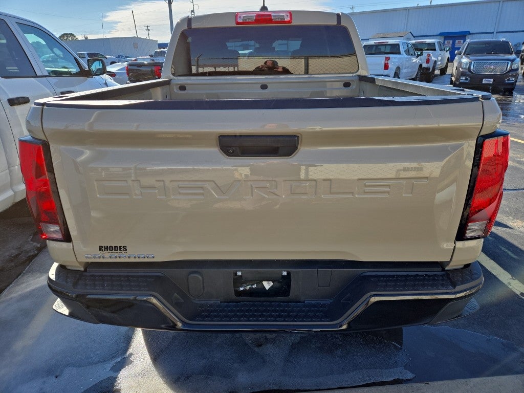 2024 Chevrolet Colorado WT