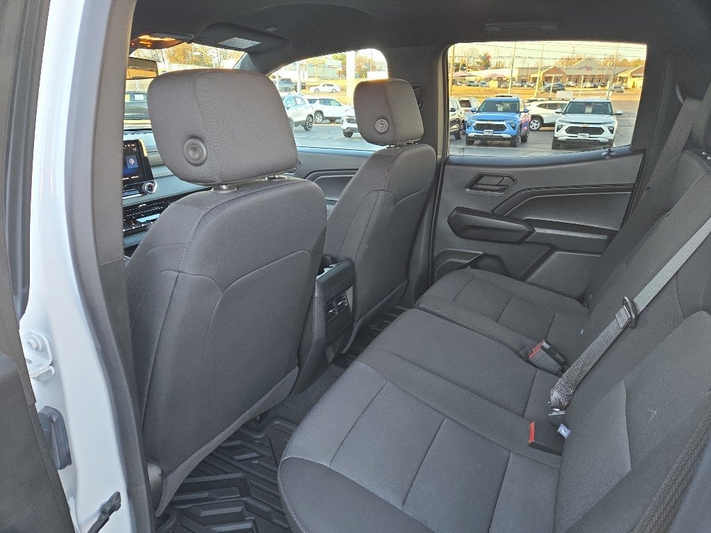 2024 Chevrolet Colorado WT