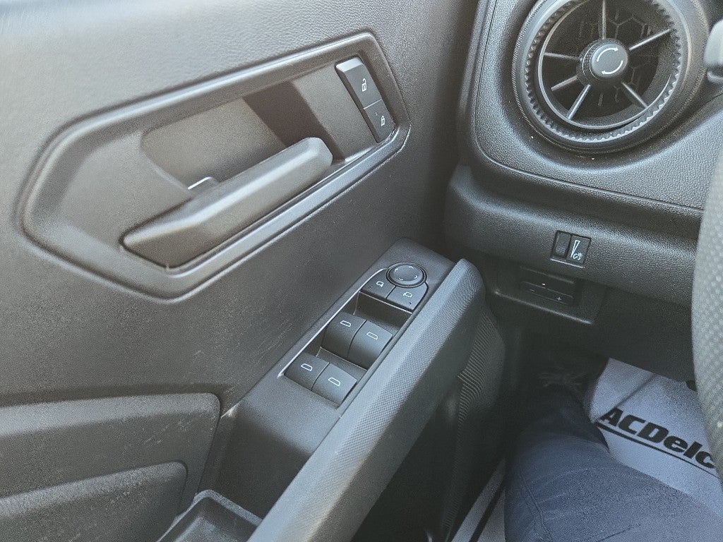 2024 Chevrolet Colorado WT