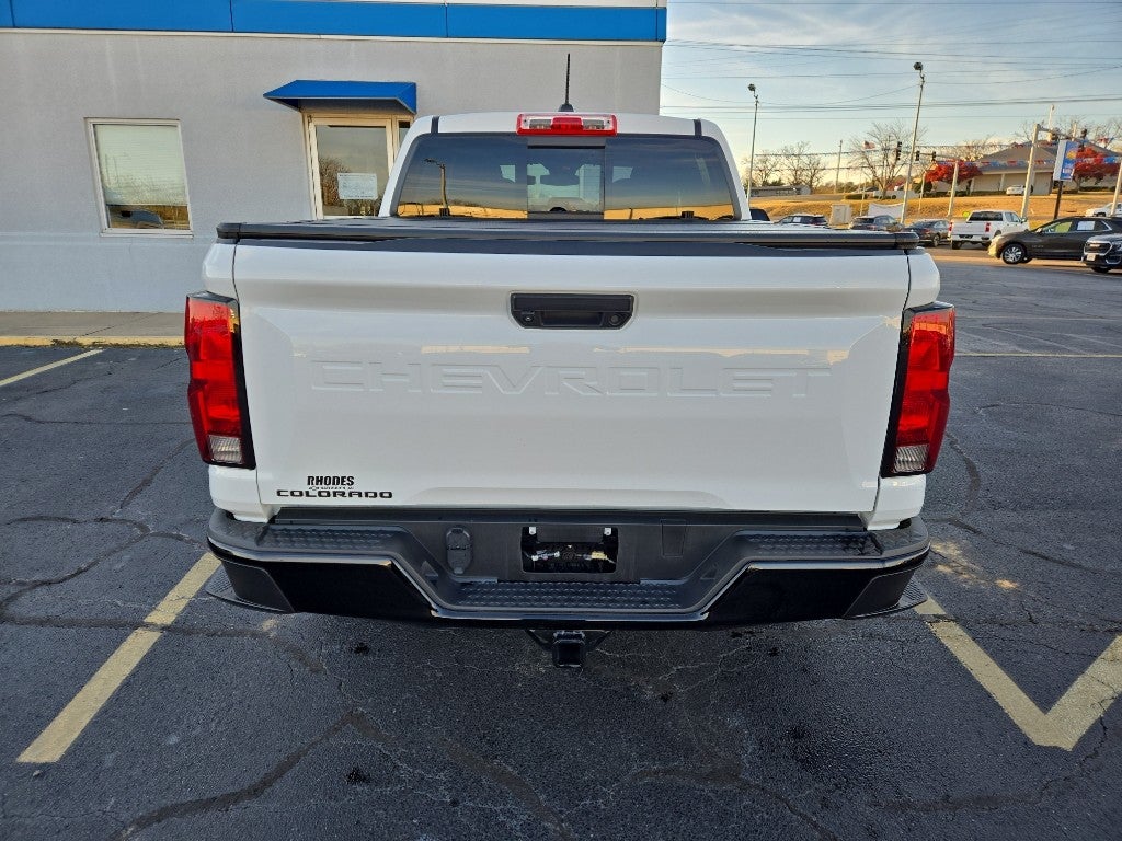 2024 Chevrolet Colorado WT