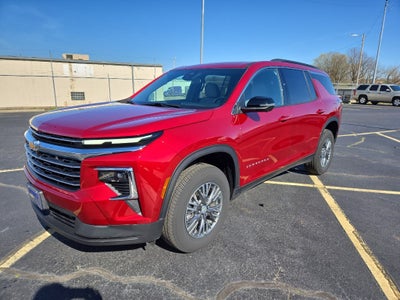 2024 Chevrolet Traverse LT