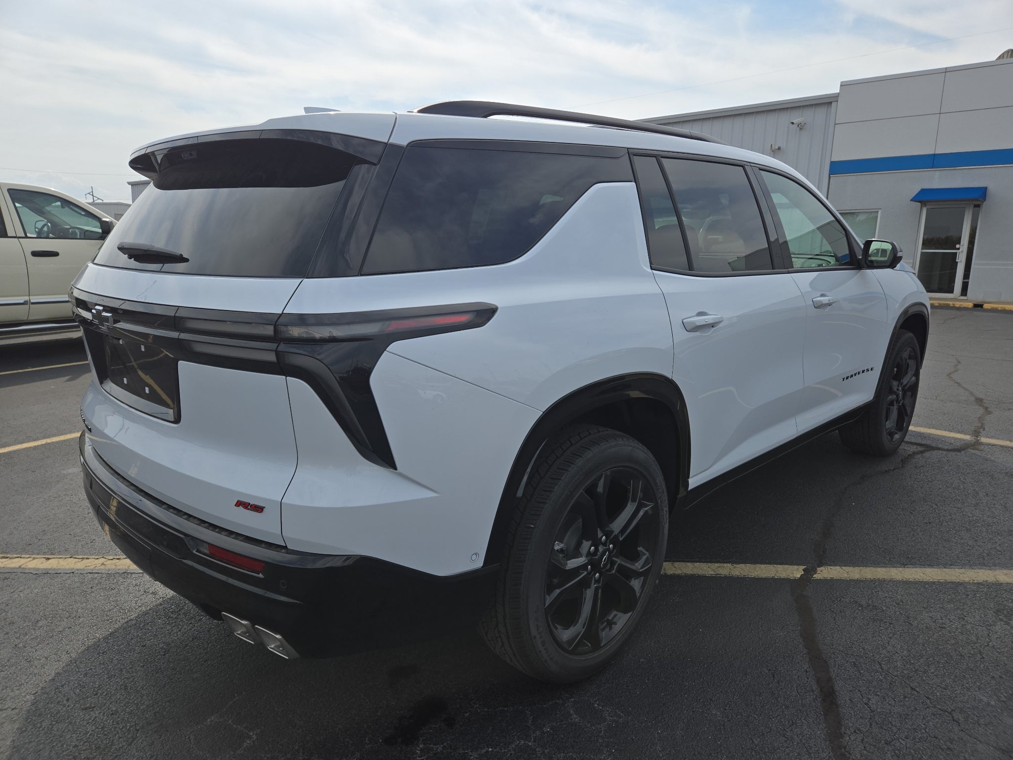 2027 Chevrolet Traverse RS