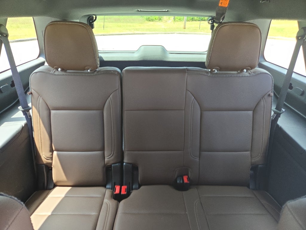 2021 Chevrolet Suburban High Country