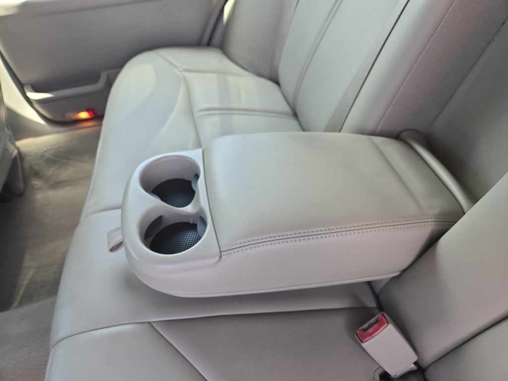 2006 Lincoln Town Car Signature Limited