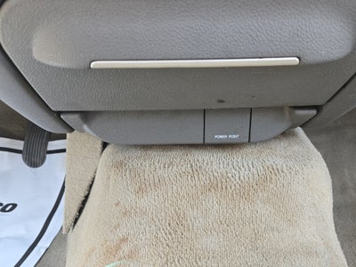 2006 Lincoln Town Car Signature Limited
