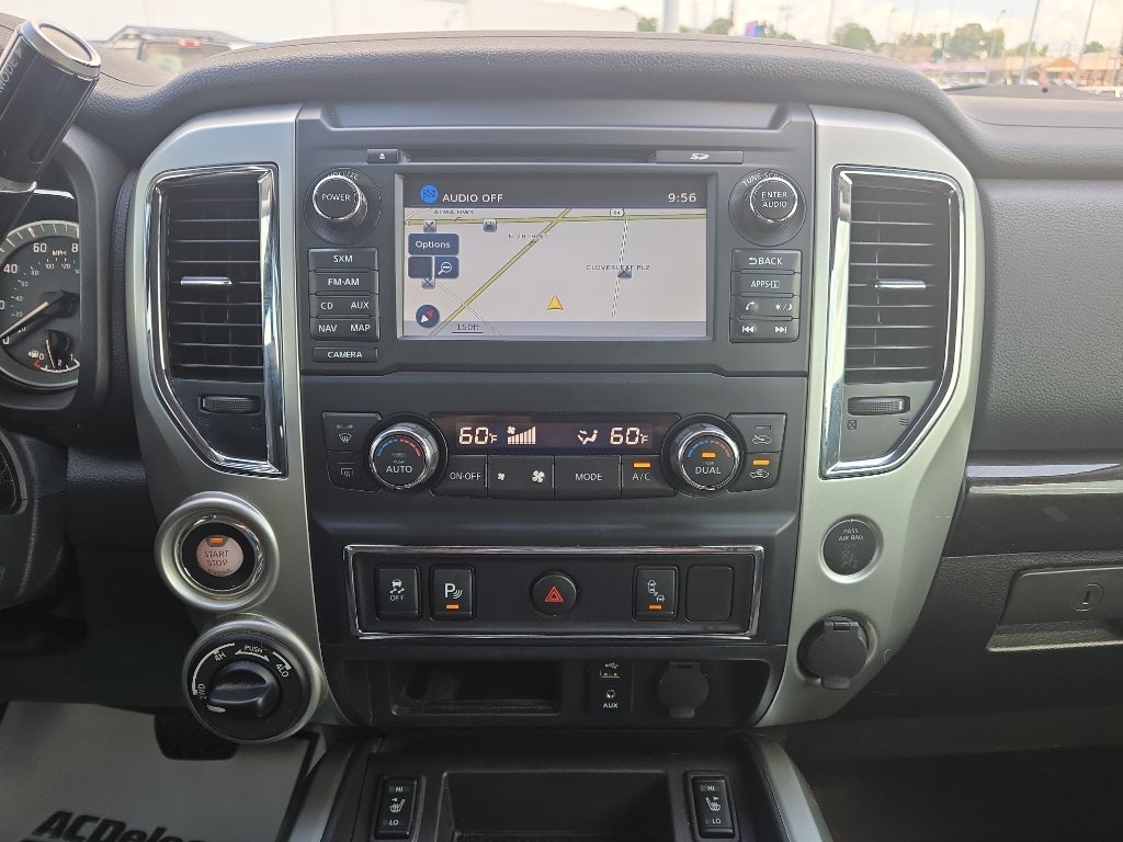 2018 Nissan TITAN SV