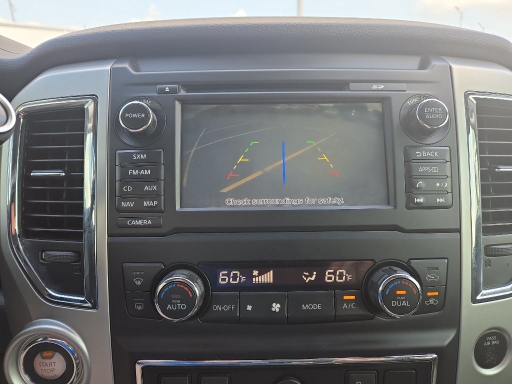 2018 Nissan TITAN SV
