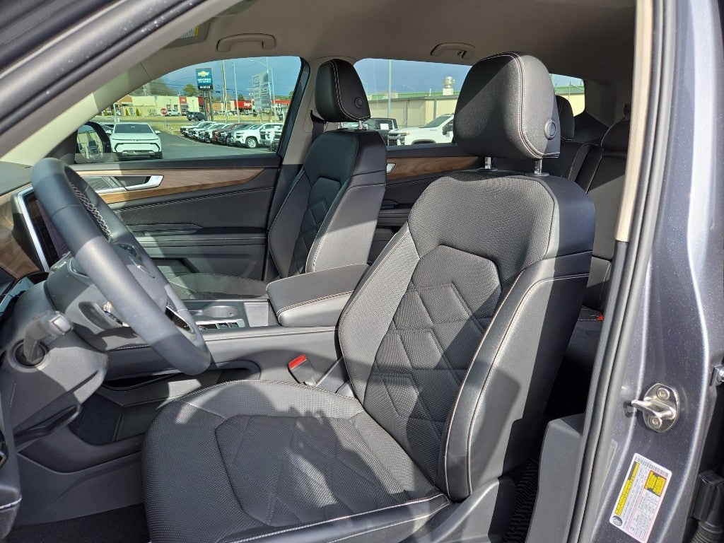 2024 Volkswagen Atlas 2.0T SE