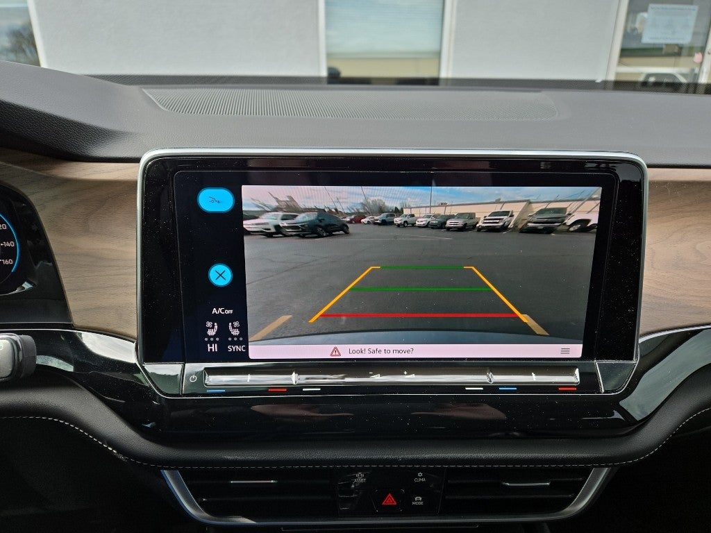 2024 Volkswagen Atlas 2.0T SE