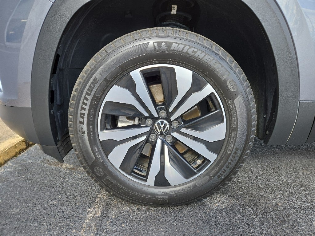 2024 Volkswagen Atlas 2.0T SE