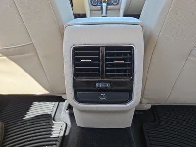 2018 Volkswagen Passat 2.0T SE