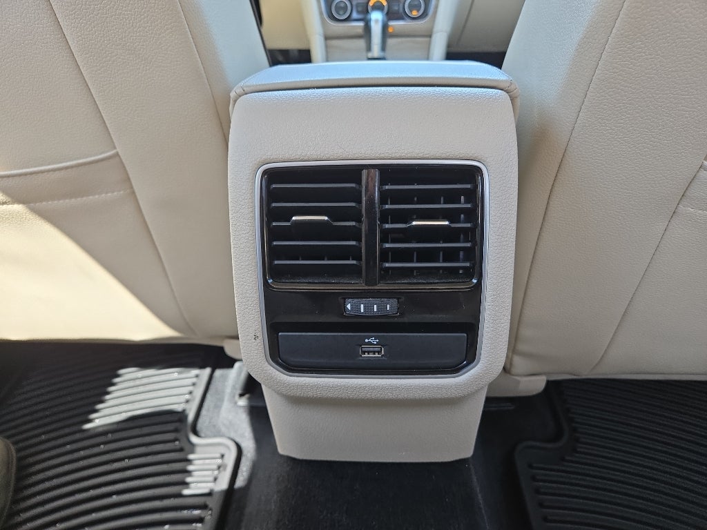 2018 Volkswagen Passat 2.0T SE