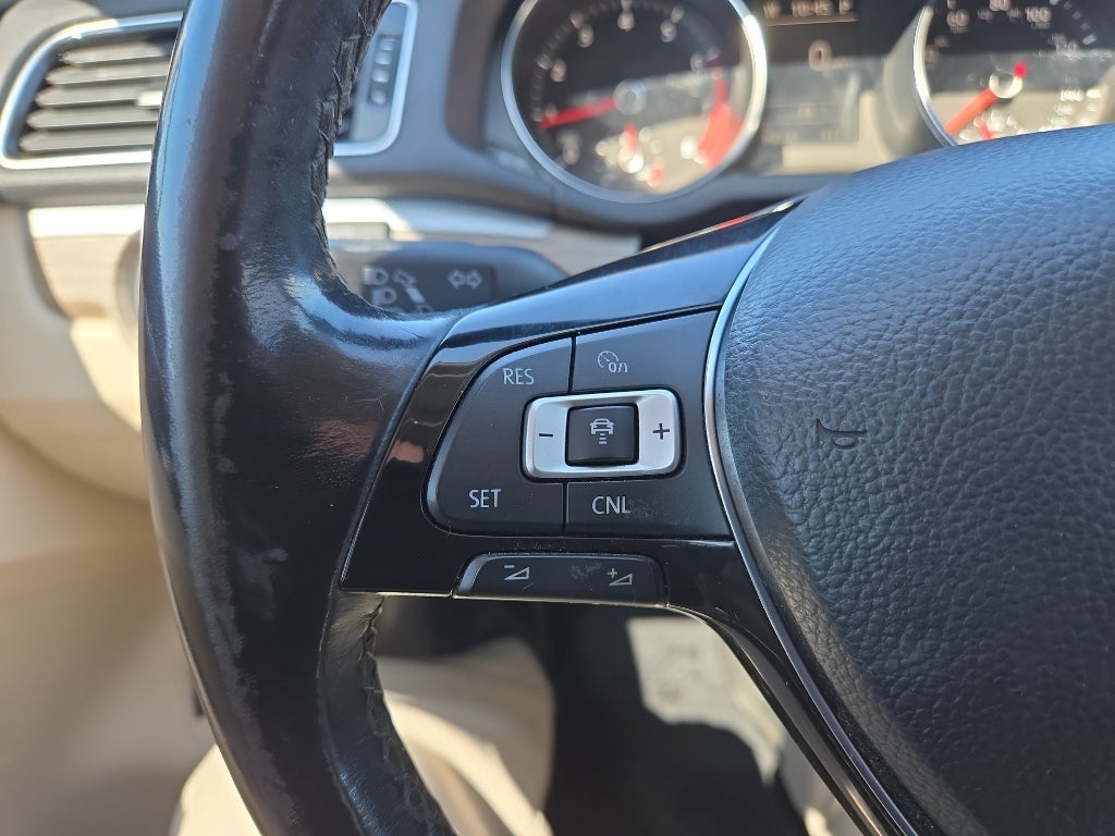 2018 Volkswagen Passat 2.0T SE