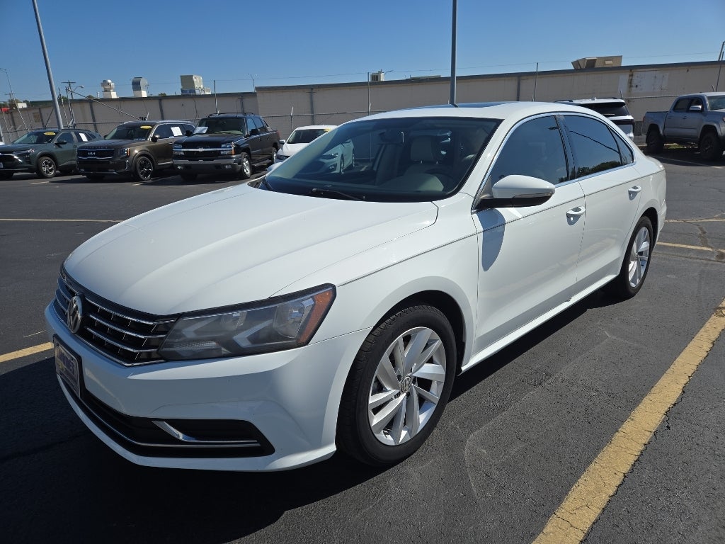 2018 Volkswagen Passat 2.0T SE