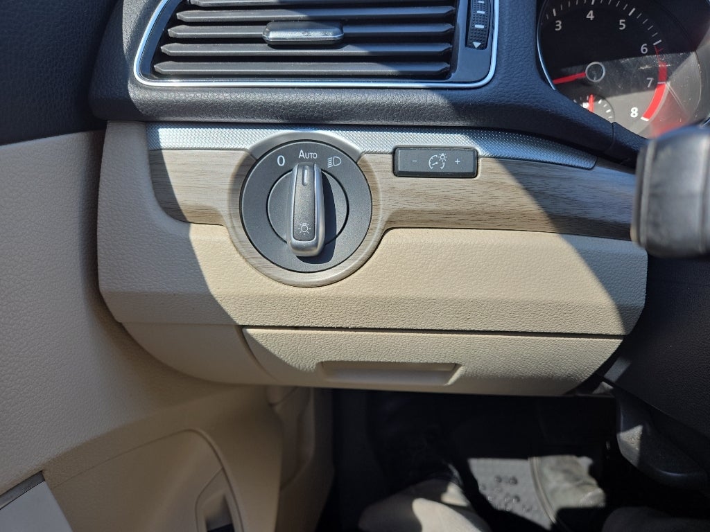 2018 Volkswagen Passat 2.0T SE
