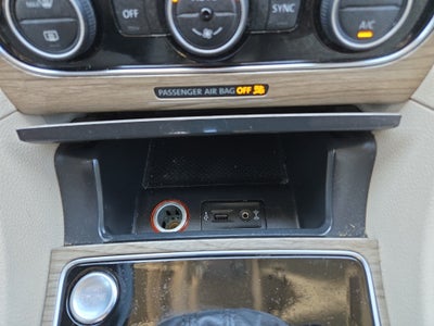 2018 Volkswagen Passat 2.0T SE