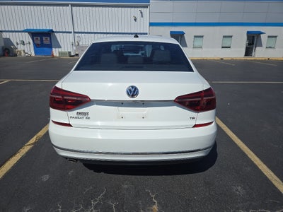2018 Volkswagen Passat 2.0T SE