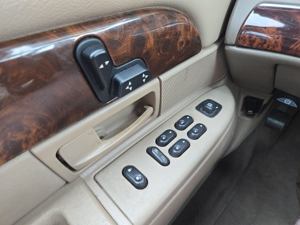 2004 Mercury Grand Marquis LS Premium
