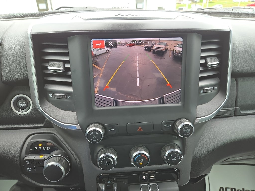 2024 RAM 2500 Big Horn Crew Cab 4x4 6'4" Box