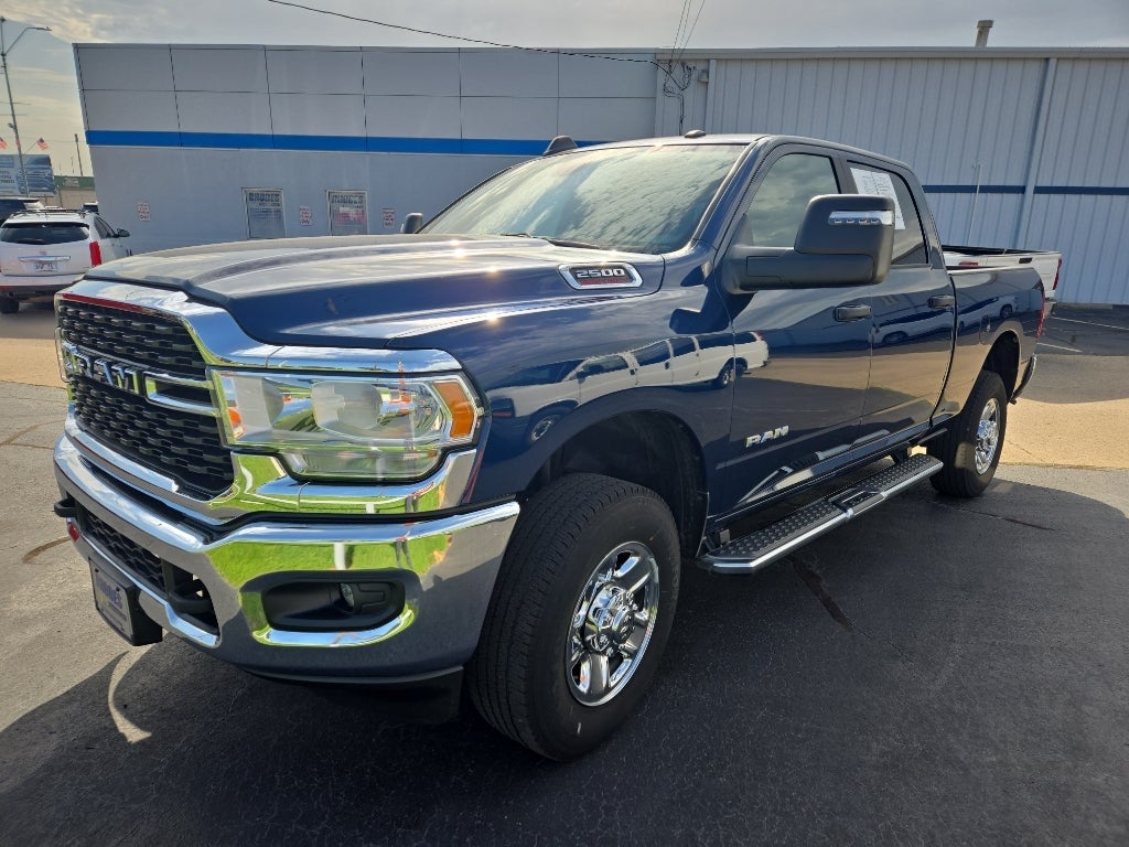 2024 RAM 2500 Big Horn Crew Cab 4x4 6'4" Box