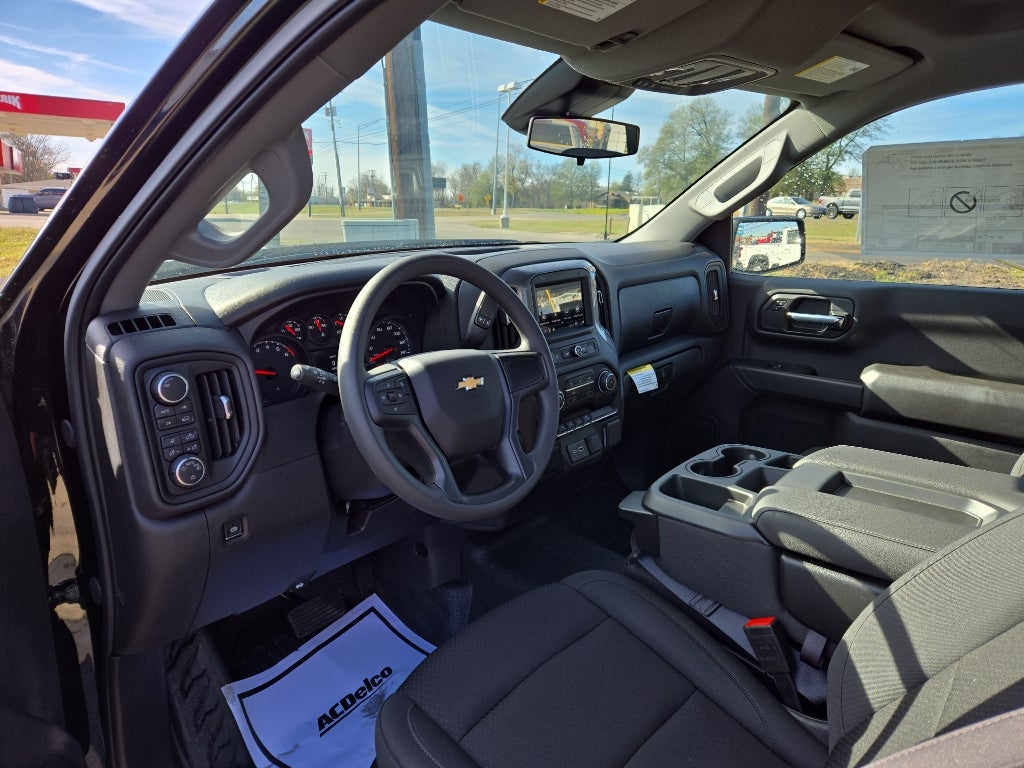 2025 Chevrolet Silverado 1500 WT