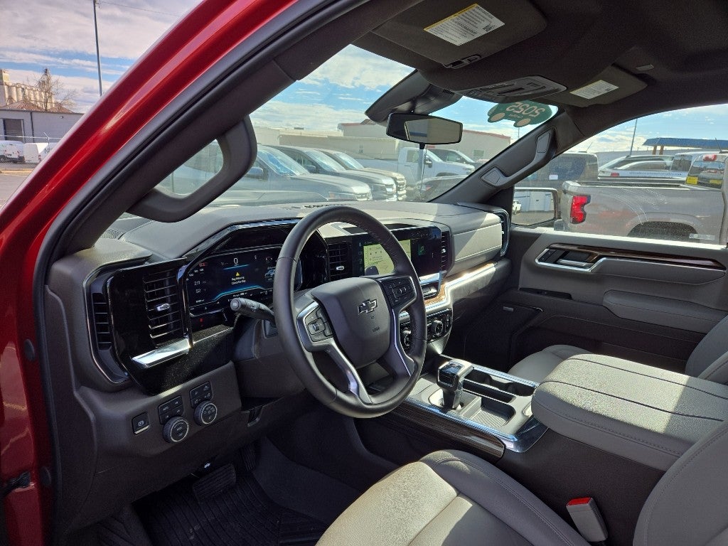 2025 Chevrolet Silverado 1500 LT Trail Boss