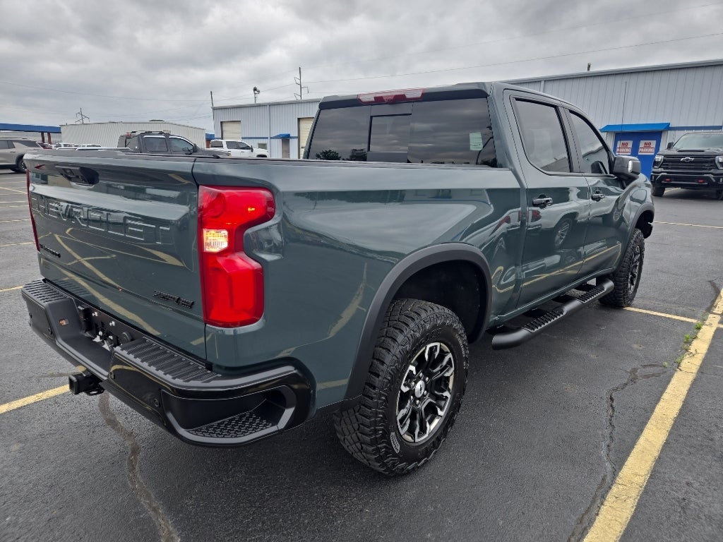 2025 Chevrolet Silverado 1500 ZR2