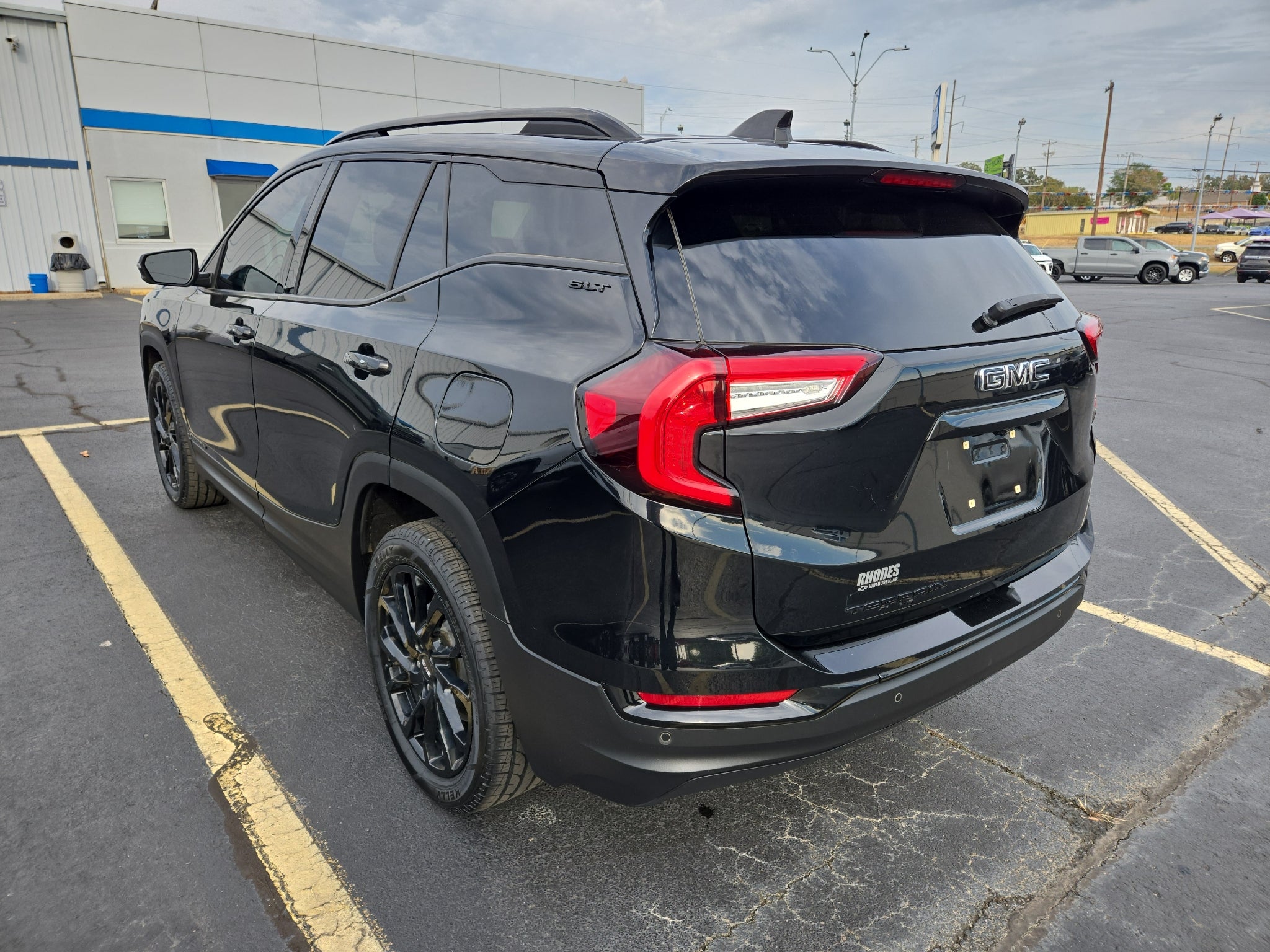 2023 GMC Terrain SLT