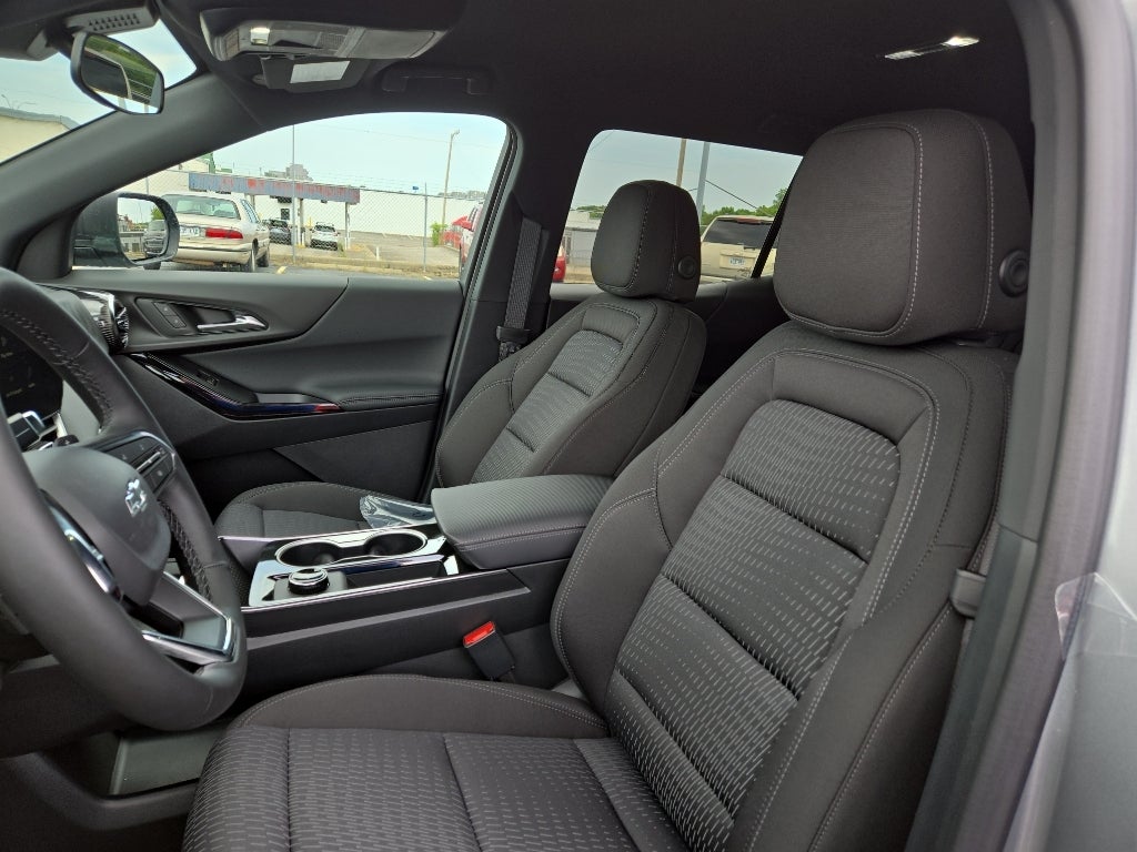 2026 Chevrolet Equinox LT - Photo 10