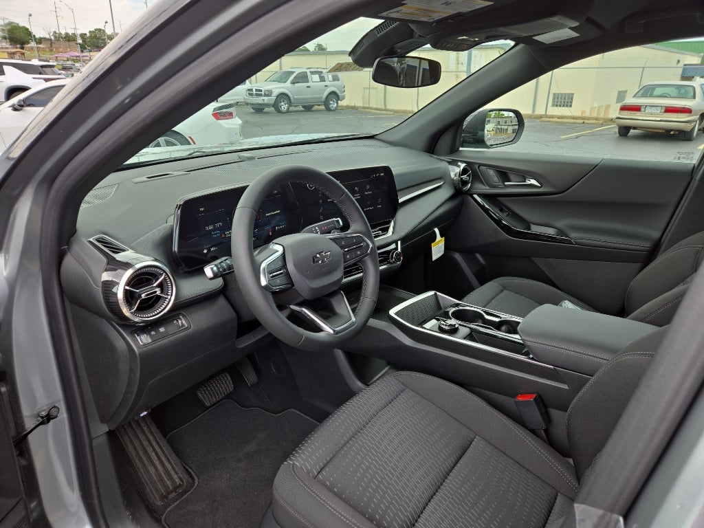 2026 Chevrolet Equinox LT - Photo 9