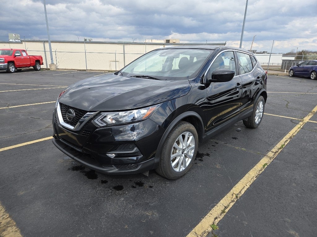 2022 Nissan Rogue Sport S FWD Xtronic CVT