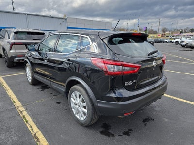 2022 Nissan Rogue Sport S FWD Xtronic CVT